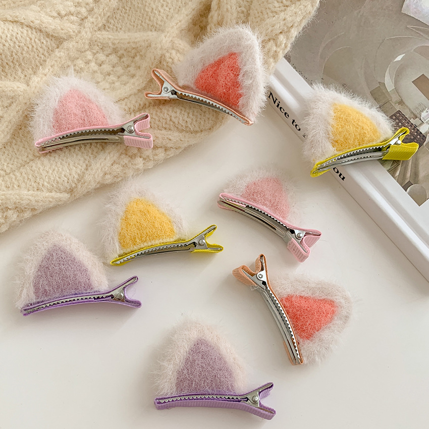 One Cat Ear Barrettes Japanese And Korean New Online Influencer Plush Cat Ear Stereo Hair Clip Headdress Female Side Head Clip display picture 1