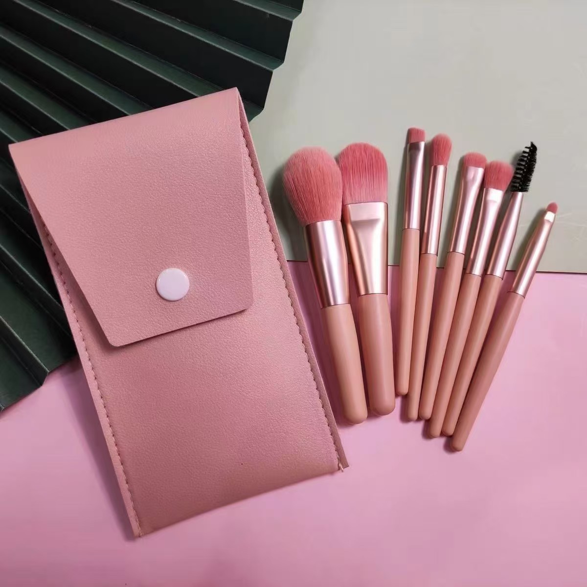 Conjunto de cepillo de maquillaje para principiantes transfronterizos color macarón portátil mini blush de pelo suave cepillo de sombra de ojos herramientas de maquillaje