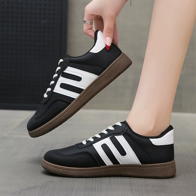 Женские кроссовки для экспорта, однослойные, весенние новые женские туфли на толстой подошве с цветными блоками 2025 года, спортивные повседневные женские кроссовки в стиле ретро.