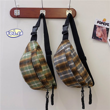 2024新款时尚日系毛呢包包格子少女腰包学生韩版ins港风复古挎包