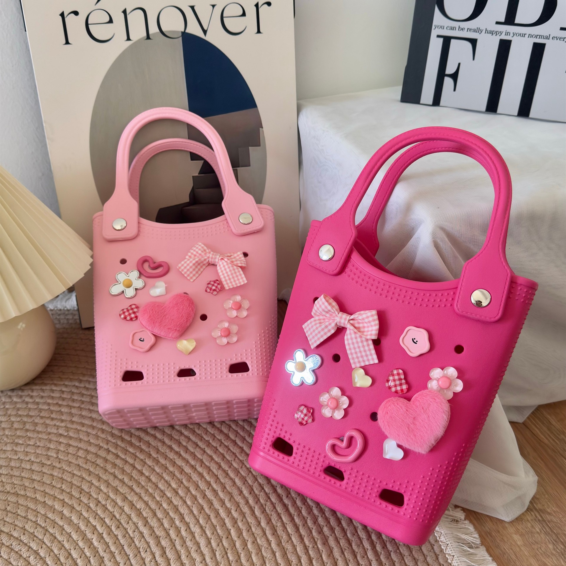 El nuevo bolso transfronterizo Eva Dongdong 100 se combina con el bolso decorado DIY dongdong, el bolso de dibujos animados, el nicho lleva el bolso de playa.