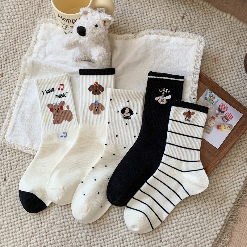 Seamless Puppy Socks for Women, Autumn/Winter New Style, Pure Cotton Mid-Calf Socks, Trendy on Instagram, Breathable, Cute Cartoon Internet Celebrity Long Socks Seamless Puppy Socks for Women, Autumn/Winter New Style, Pure Cotton Mid-Calf Socks, Trendy on Instagram, Breathable, Cute Cartoon Internet Celebrity Long Socks