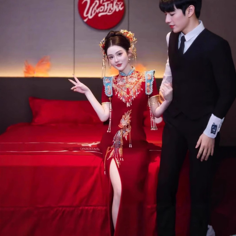 [New Chinese Design] 2025 Spring New Chinese Wedding Cheongsam Exquisite Engagement Dress for Petite Bride