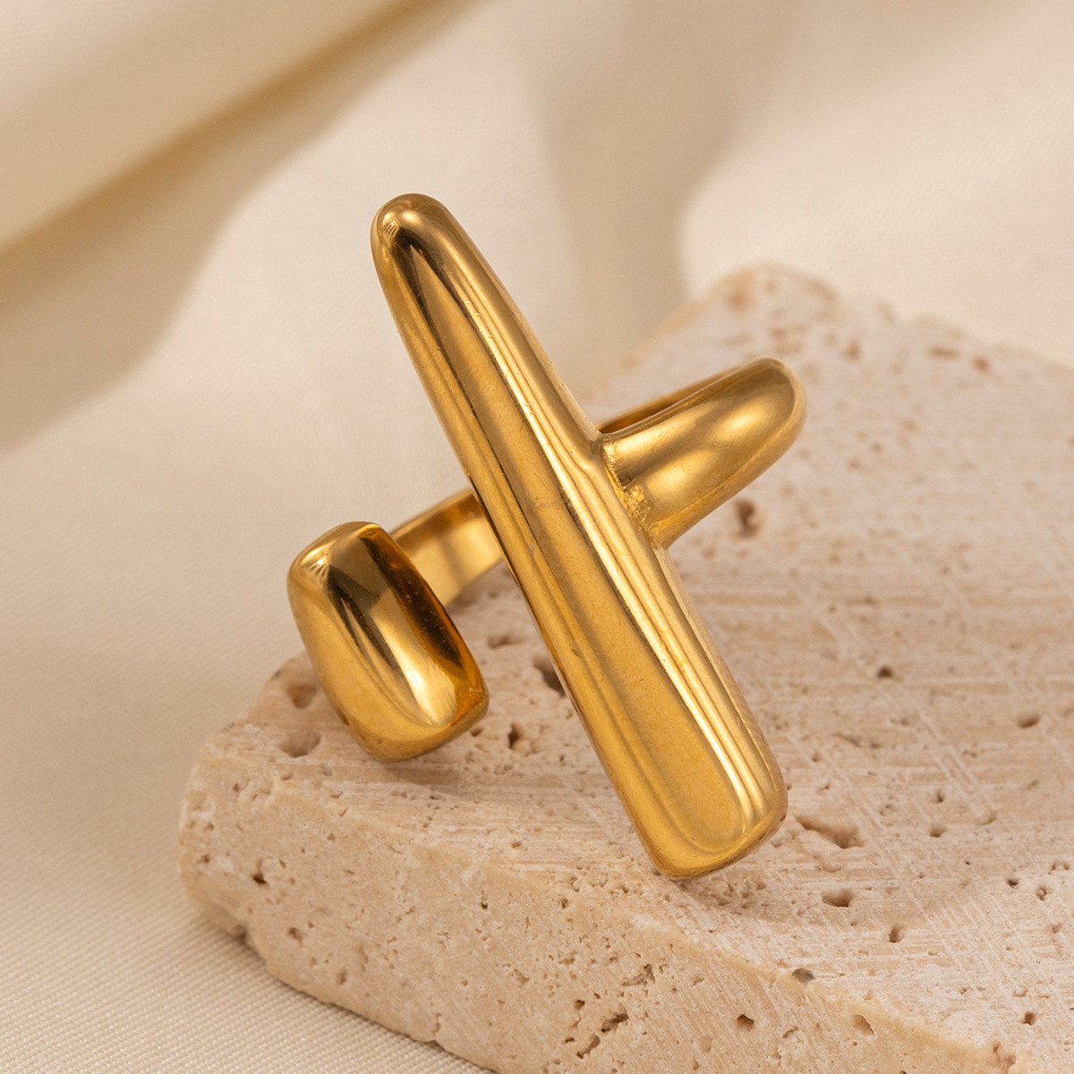 Anillo abierto de acero de titanio de la mujer no decolor galvanizado de oro 18k anillo de acero inoxidable transfronterizo joyas de mano