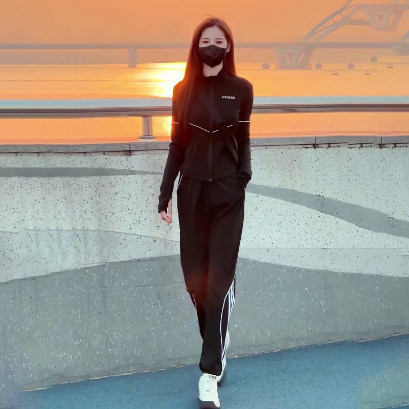 欧货休闲运动服套装女春秋2025新款时尚洋气条纹束脚裤跑步两件套|undefined