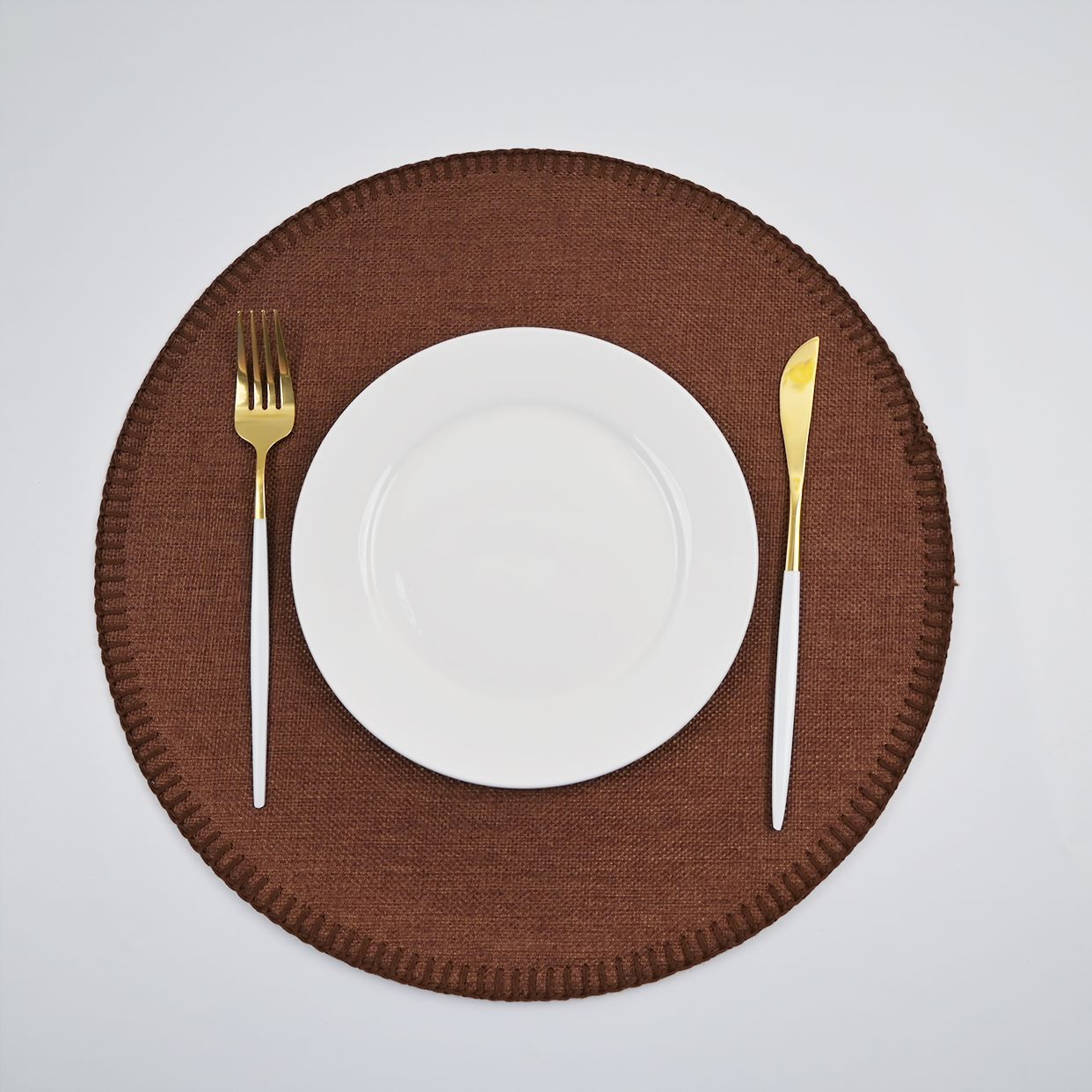 Nuevo cojín de lino redondo de poliéster de color sólido cojín de tela de doble capa lavable anti-deslizante aislamiento de tazas cojín de mesa