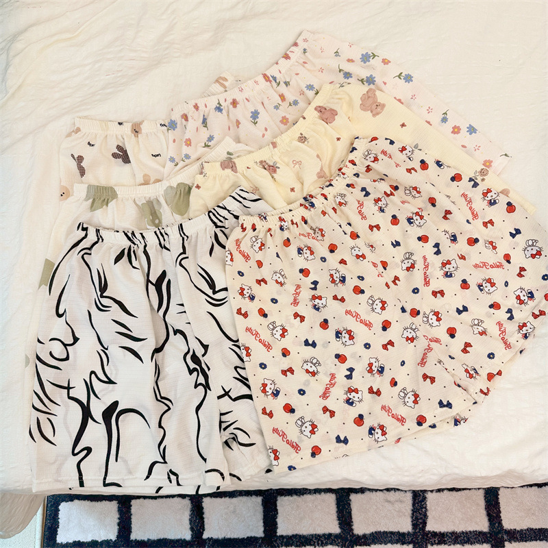 Nuevos pantalones caseros de verano lindos y dulces pantalones cortos casuales delgados de algodón casero de mujeres de tela de dibujos animados comercio exterior al por mayor