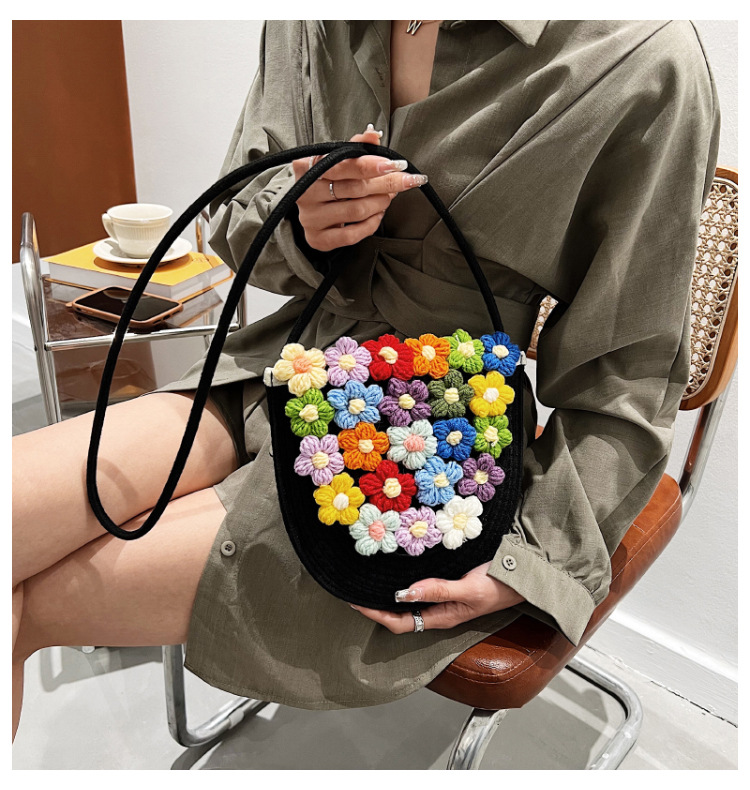 Small Flower Decoration Straw New Shoulder Messenger Woven Women's Bag22*21*3cm display picture 3