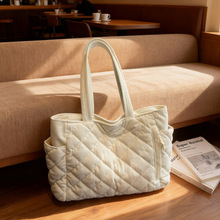 �羳Ů������о�q�������ذ�Ů������ͨ�چμ�������r�����e��