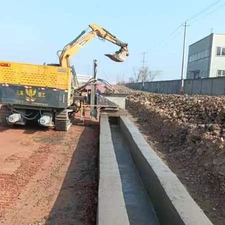 履带式混凝土路缘石滑模机 现浇式水沟滑膜机 圆形路沿石滑模机
