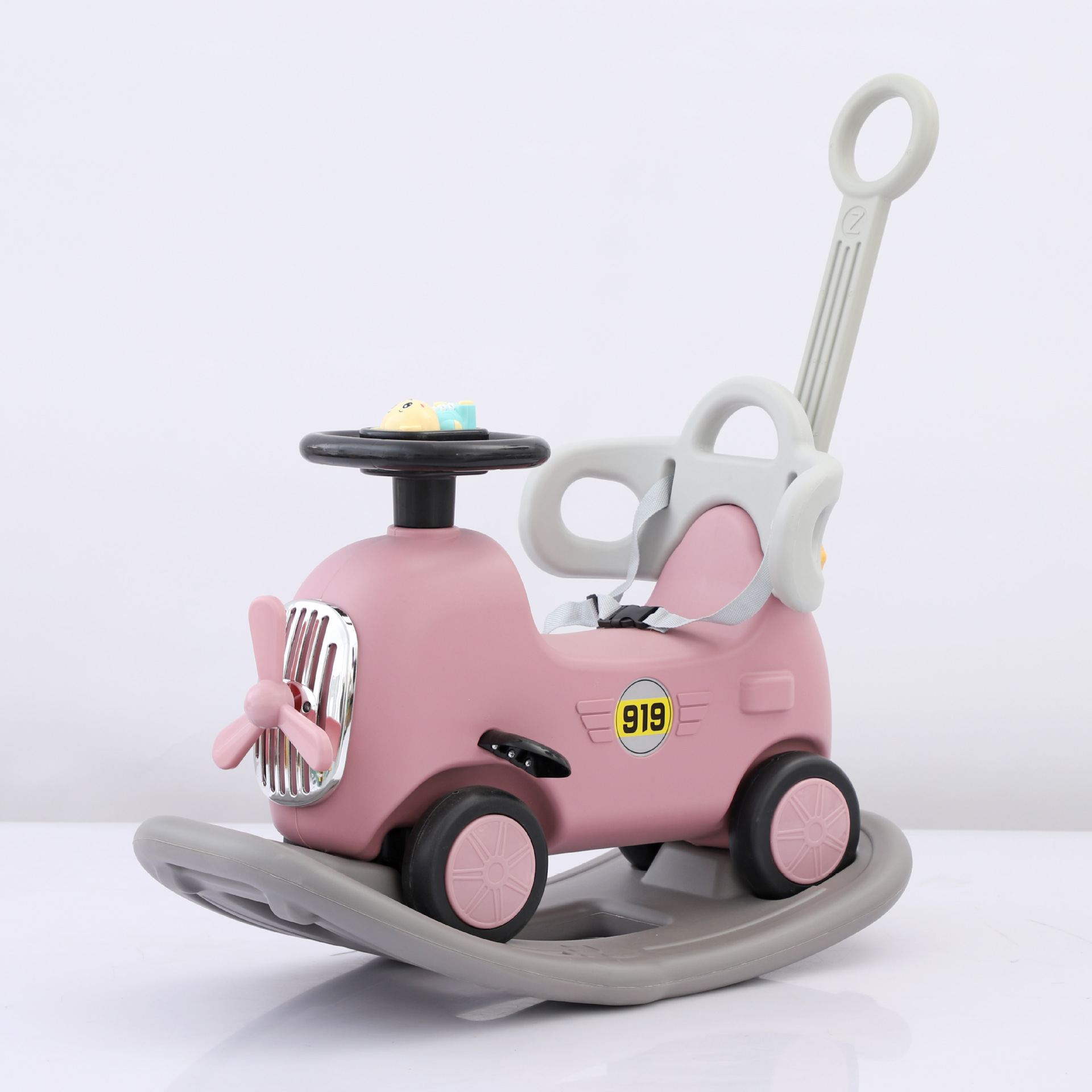 Caballo mecedora de los niños de la manera 1-2 años de edad juguete del bebé del regalo engrosada de plástico con música bebé Trojan caballo mecedora