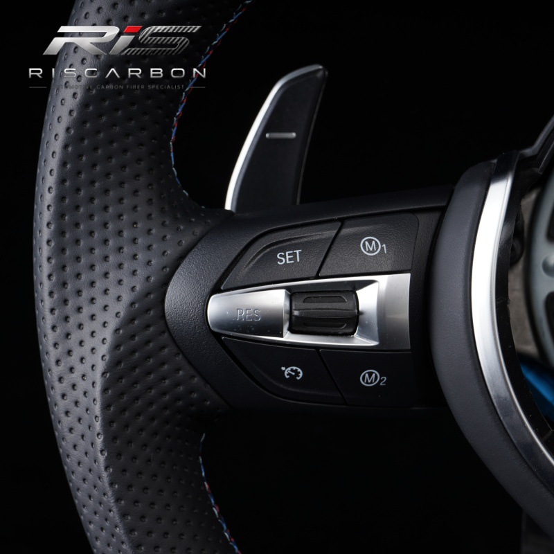 Compatible with BMW carbon fiber M logo flat-bottom steering wheel F30F10F11F15F16F20F25F18M3M5
