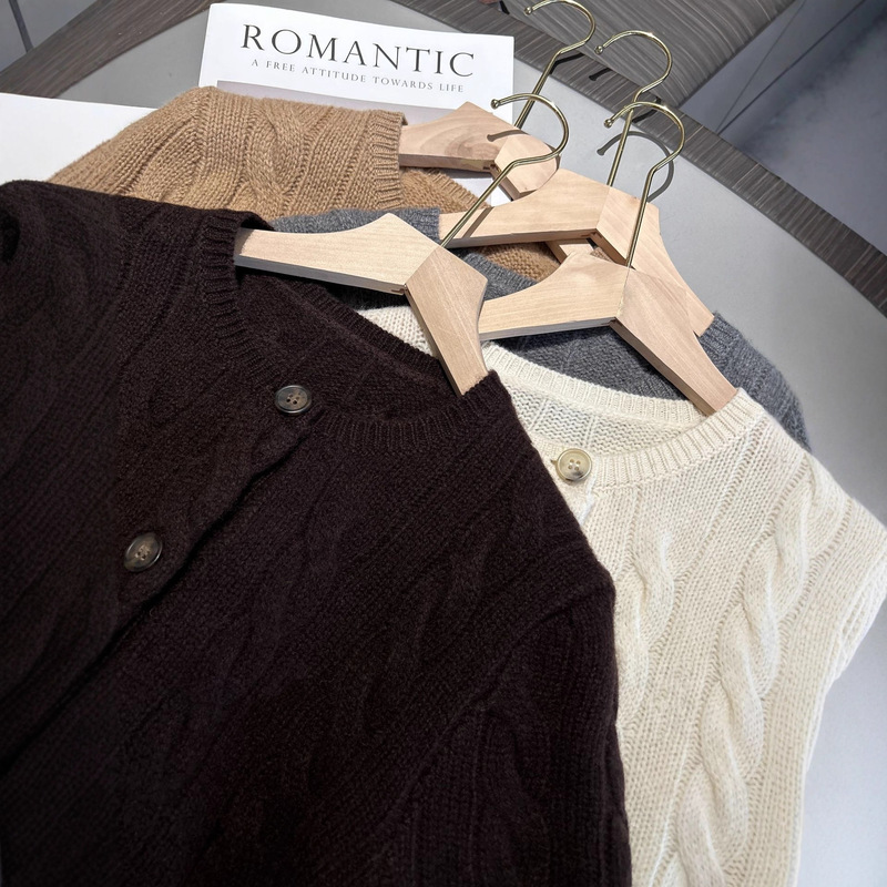 [Ready Stock] Love/Rl Autumn and Winter Pony Embroidered Cable Knitted Round Neck Wool Cashmere Blended Knitted Cardigan