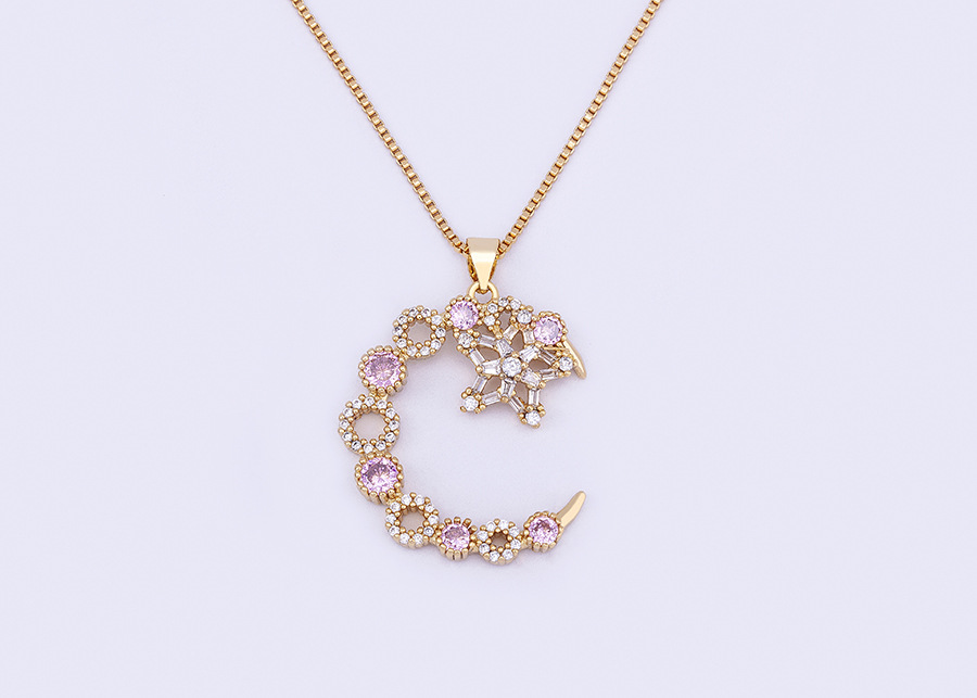 Stylish Pendant Necklace