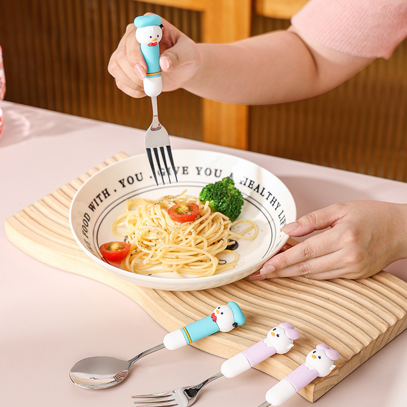 Cuchara de acero inoxidable de Disney Juego de tenedor y cuchara para niños Cuchara de comida casera Cuchara de comida para bebés Cuchara pequeña Dibujos animados de alto valor