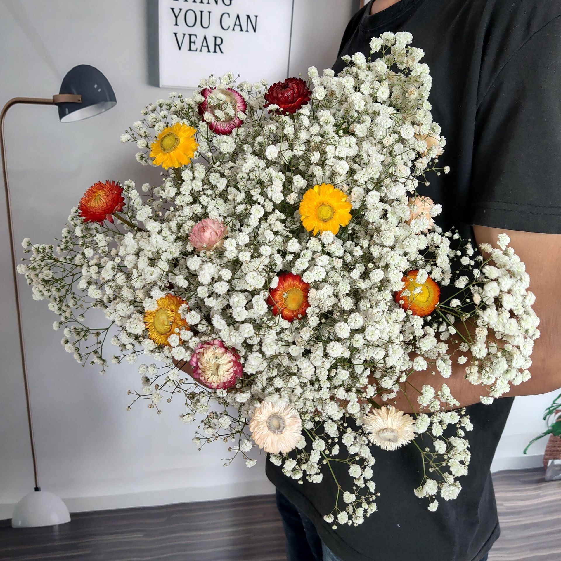 급상승 가격 흰색 아기의 숨결 + 화려한 데이지