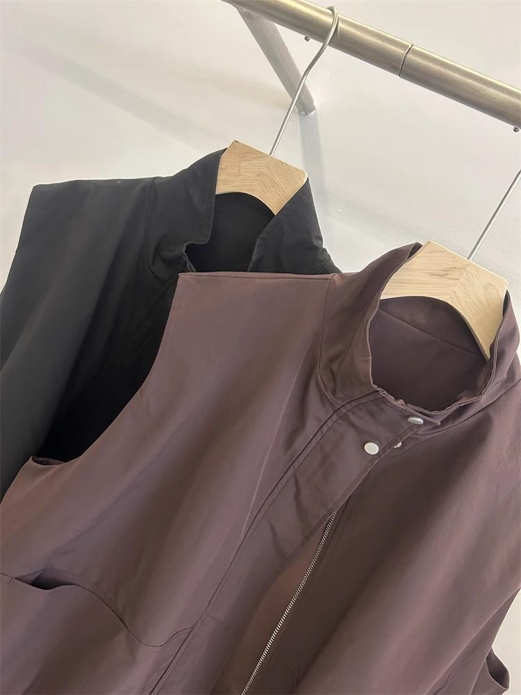 Gilet de travail court et simple de style européen GraceChic pour femme, collection automne 2025, coupe ample et décontractée._voghion.com