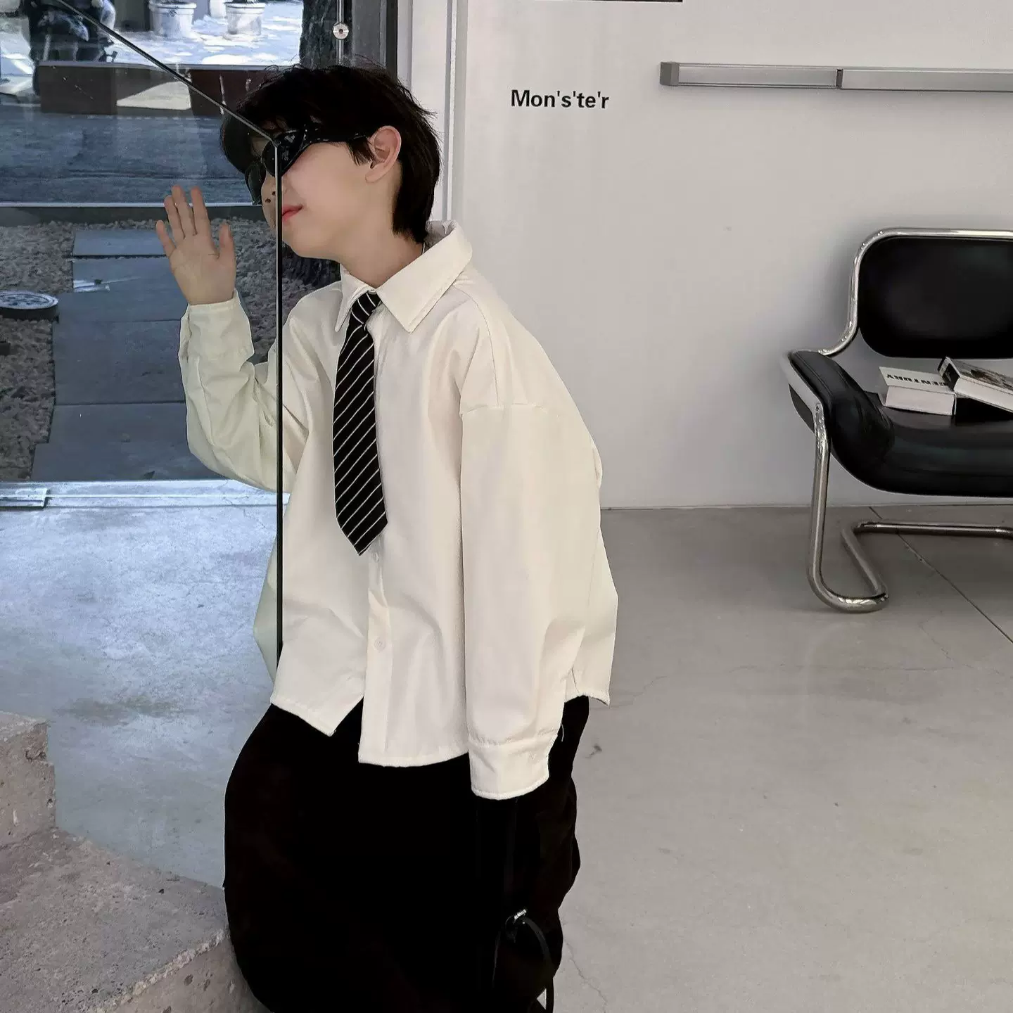 织里泰如2025冬季韩版男童纯色加绒衬衫儿童学院风开衫带领带潮