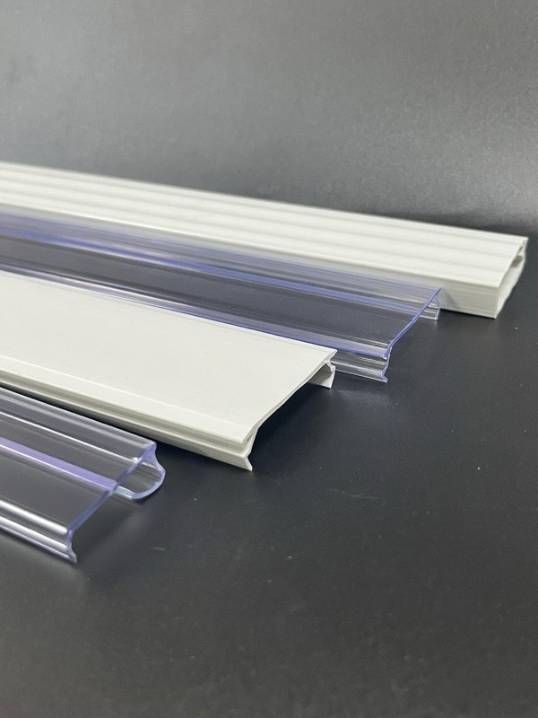 工場直販 PVC 特殊形状プラスチック押出成形 PVC 高光沢冷凍庫カードスロットエッジバンディングストリップ射出成形加工卸売|undefined