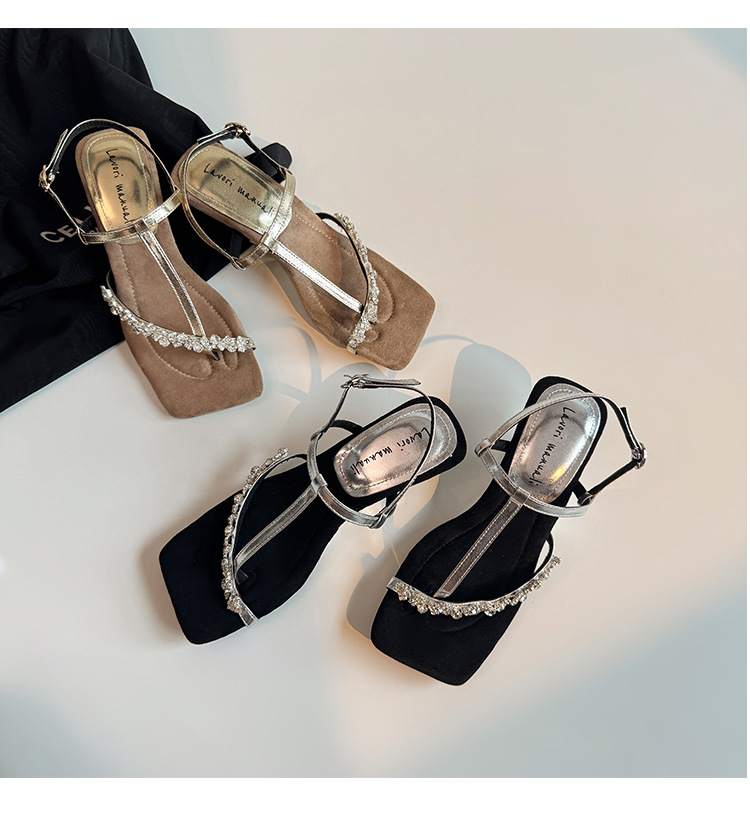 Sandal cao gót nữ mũi vuông hở ngón, quai ngang đính đá, gót dị hình — màu vàng, bạc chi tiết 22