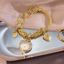 �W�������L���Ē����朱�Ůʿ�n��r�г����r�b�����QŮ��ʯӢ��