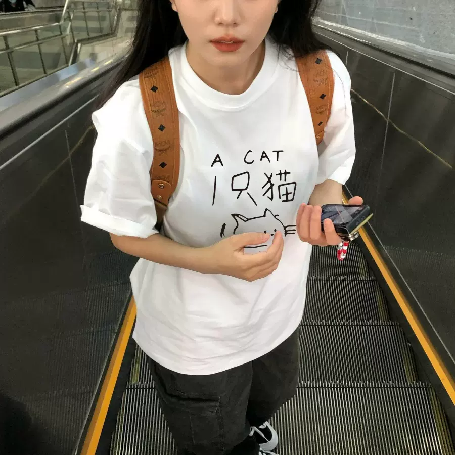 一只猫新款百搭白色短袖t恤夏女小个子纯棉宽松上衣ins夏季慵懒风