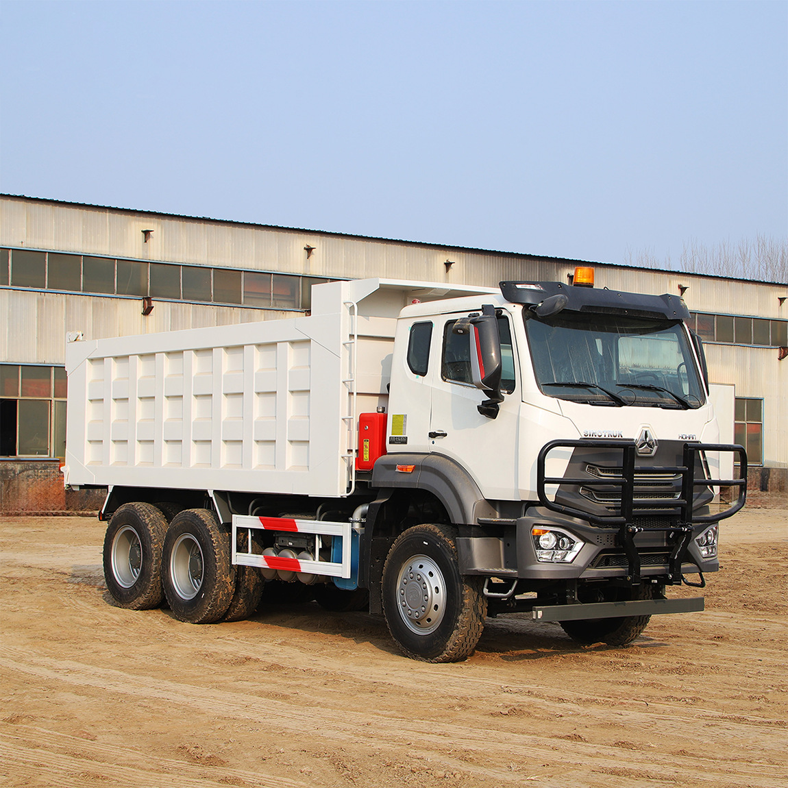 Sinotruk Howo 371 Dump Truck, Specialized Engineering Earthmoving Truck, Rear Eight-Wheel Dump Truck