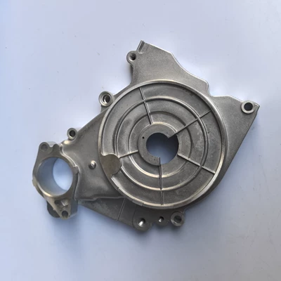 Cross-country motorcycle engine bull 110 under-mounted built-in bracket crankshaft side cover box cover heat shield (Motorcycle General Parts)