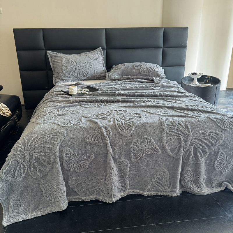 Torre de viento de lujo ligero transfronterizo Fufu terciopelo color sólido jacquard multifunción manta manta manta de sofá de mariposa jacquard de una sola capa manta al por mayor