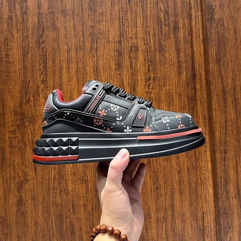 2025 primavera nuevos zapatos de hombre moda estampados zapatos de deporte casuales suela gruesa realce zapatos deportivos cómodos de todos los partidos
