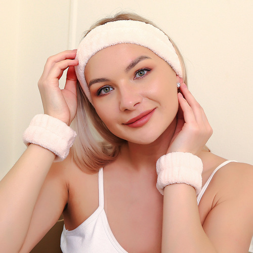 Plush face wash wristband wholesale girls water absorbent wipe sweat makeup flannel wristband waterproof hairband wristband