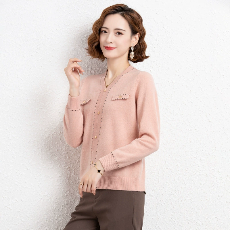 Мама тонкая модная нижняя рубашка 2025 новый средний и пожилой женский весенний и осенний костюм с длинными рукавами