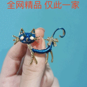 Foreign trade clothing accessories European and American fashion oil dripping cat brooch wholesale high-grade enamel color anti-light cartoon pin