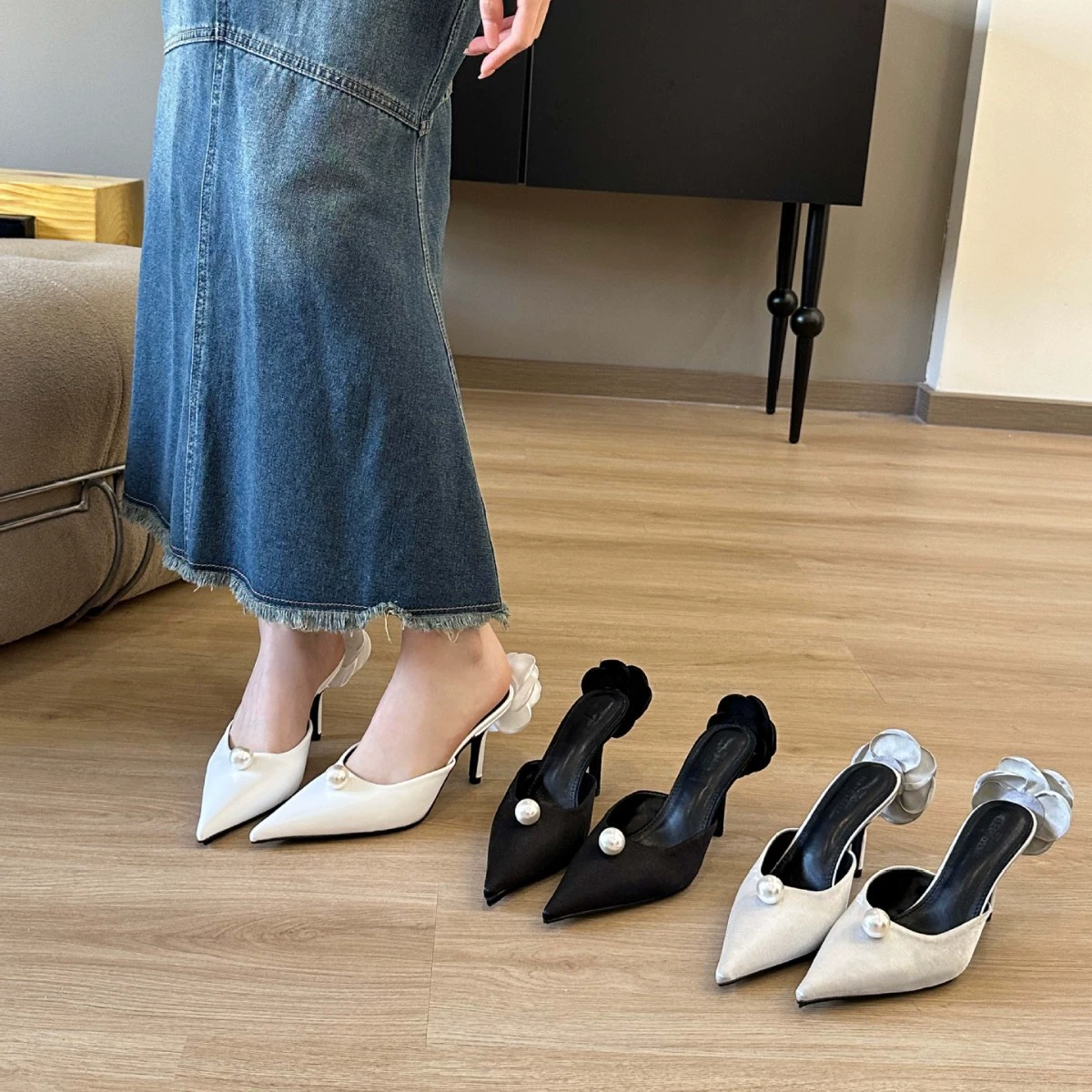 Французский остроконечный жемчуг на высоком каблуке полутапочки женский 2025 весна лето новая мода дикая каблука после пустой обуви Мюллер