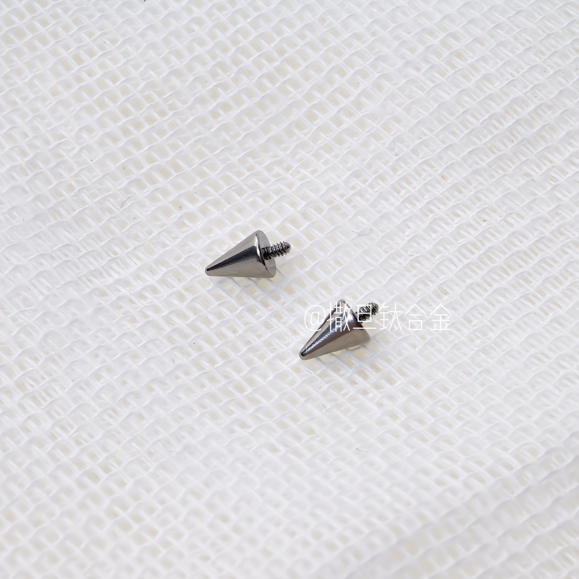 Labret piercing jewelry detail image