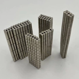 永磁材料;软磁材料