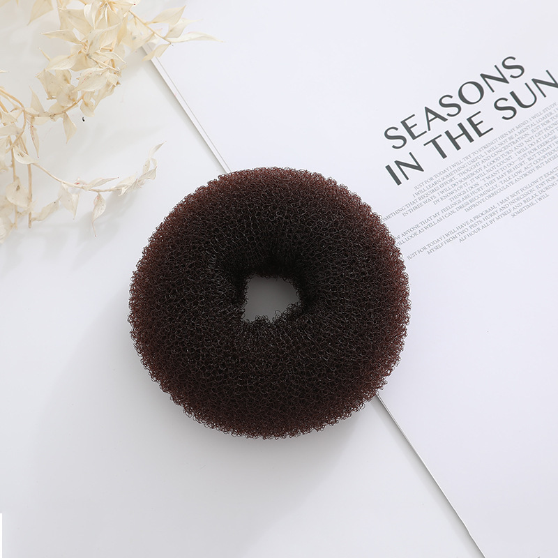 Fabricantes de bolos de cabeza de punto para el cabello atado adornamiento de cabello trenzado artefacto de donut anillo de cabello brote de flores herramientas de cabello