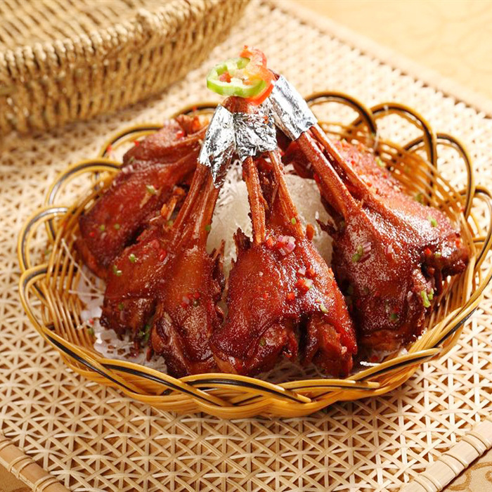Wenzhou Sauce Duck Head Duck Chin with Duck Tongue Duck Head Snacks Hotel Ingredients Braised Vegetables Cold Dishes Raw Duck Head Wholesale
