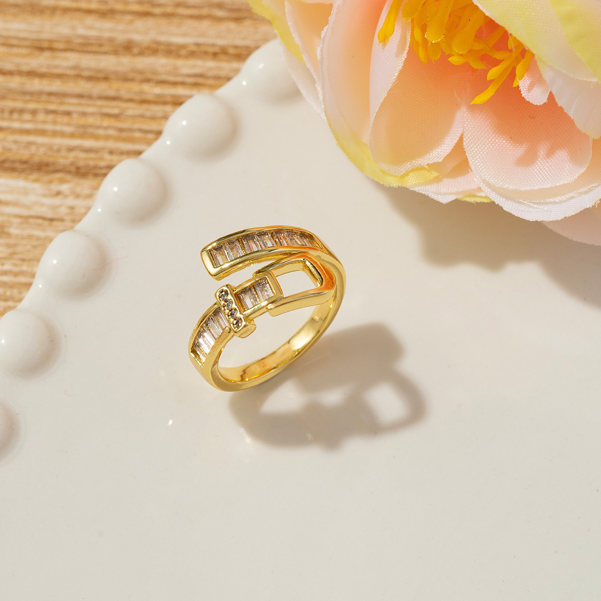 Anello da donna con cintura piena di diamanti, nuovo design di moda vintage_voghion.com