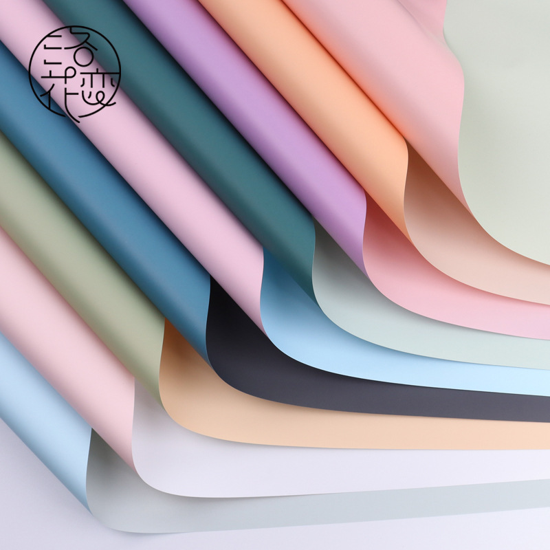 Fabricante mayorista de papel de embalaje de flores de doble color, papel de embalaje impermeable de flores de rosa, papel de embalaje de flores