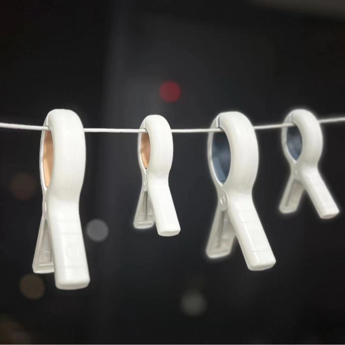 Wholesale and Dropshipping of Clothespins, Large and Small Sizes, Multifunctional, Anti-Fall, Plastic Clips, Clothespin Storage, Windproof