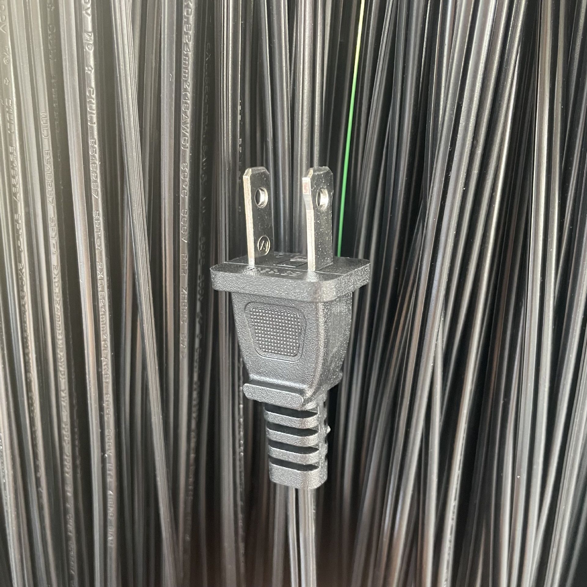 美标美规NEMA1-15P二芯插头配SPT-1 2x18awg 60°平行电源线