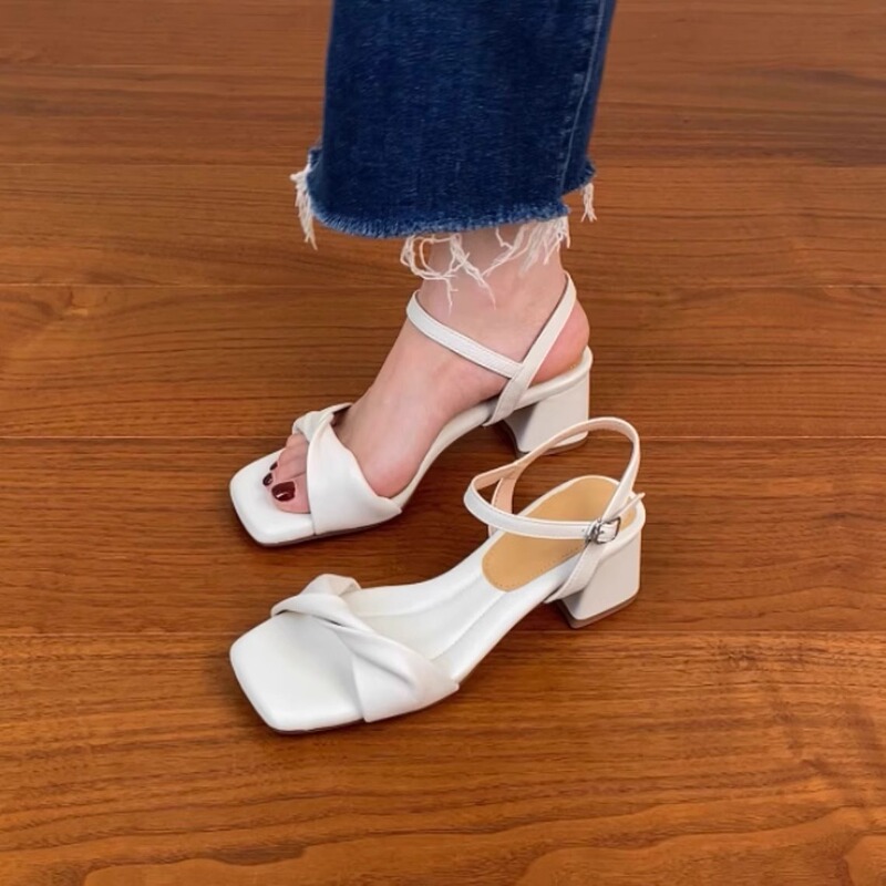 In-Stock Senshi and Craftsman Sheepskin Leather Strap Black Square-Toe Chunky Heel Sandals for Women Summer 2025 New High Heels