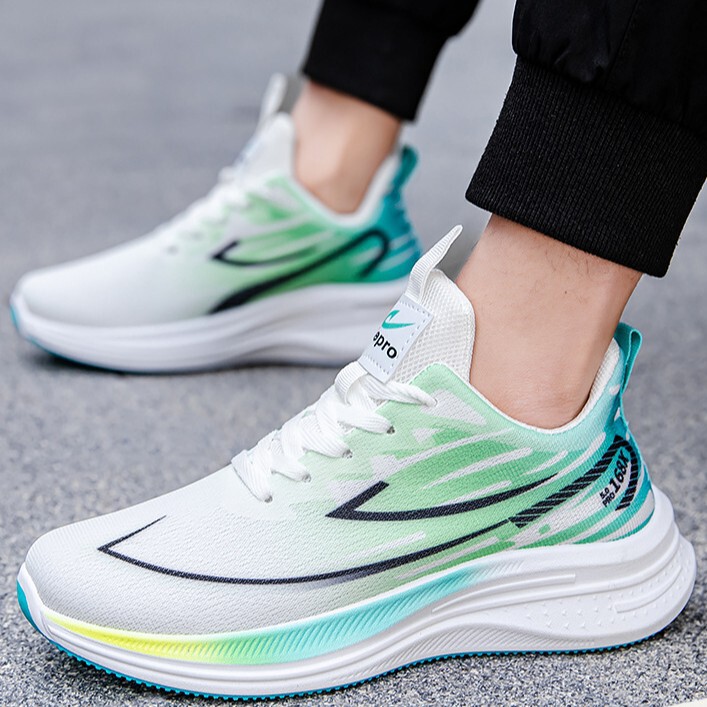 Men's Sports Shoes Cross-Border Trend 2026 New Running Sports Shoes Comfortable Breathable Soft-Soled Casual Shoes Large Size