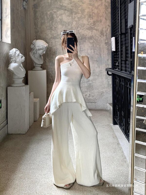 Light Luxury Slanted Shoulder Waist Slimming Top Knitted Vest Hot Girl Suit Autumn and Winter New Wide Leg Pants Sweater Two-Piece Set