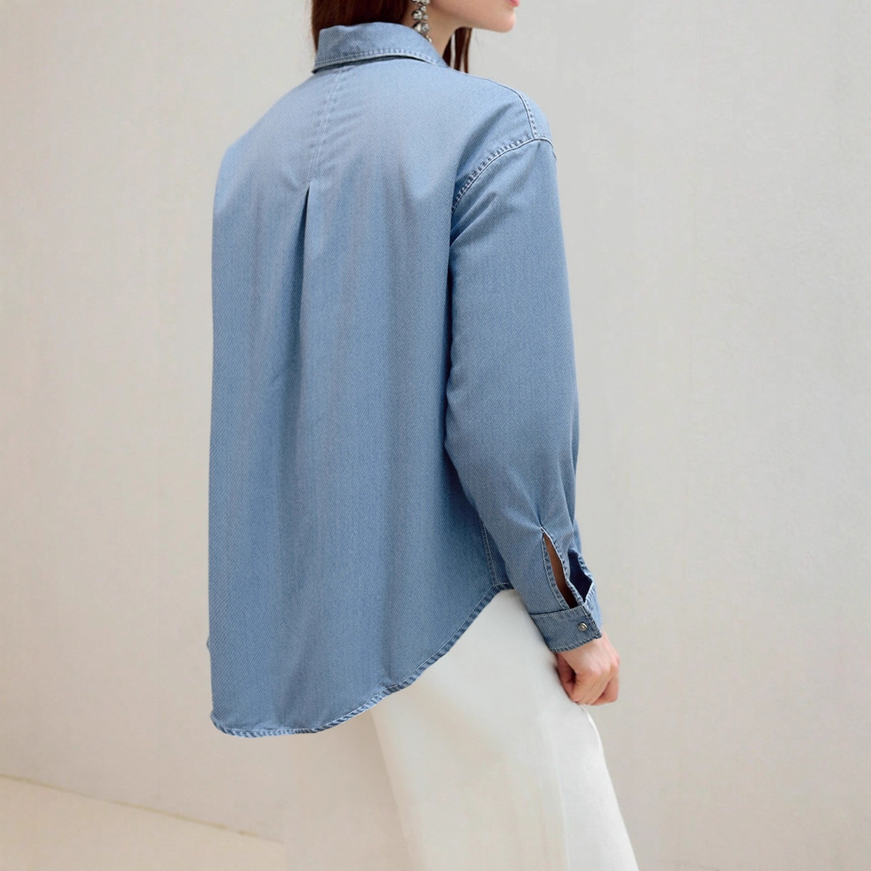 "Classic Denim Shirt Jacket For Women – Casual Button-Up Overshirt With Polo Collar_mkmklike.com