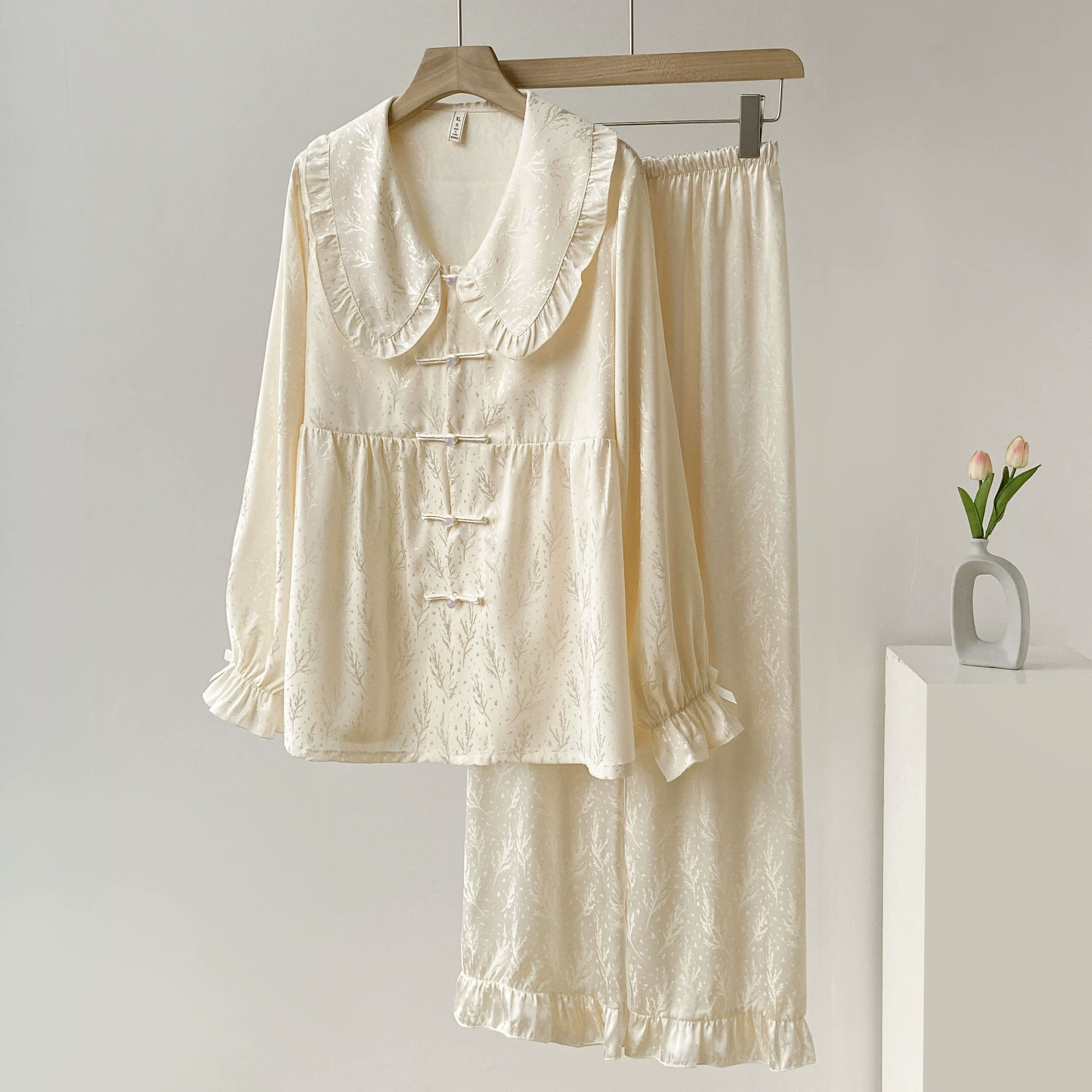 Новый китайский стиль ледяной шелк пижамы женщины 2024 новый весна и осень премиум-класса