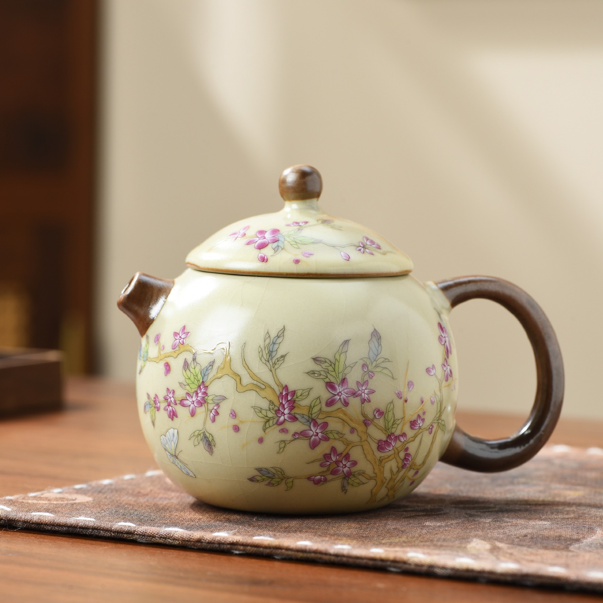 汝窑黄精致茶壶盖碗单壶高档泡茶器家用陶瓷泡茶壶茶具西施壶系列