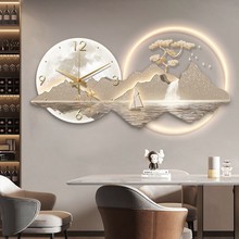 日照金山餐厅装饰画轻奢高级感大气饭厅带时钟表挂墙客厅创意挂钟