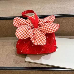 �n��ins�ް����~߅����������ɐ�ѩ���μ�����������cͨ��Ů��